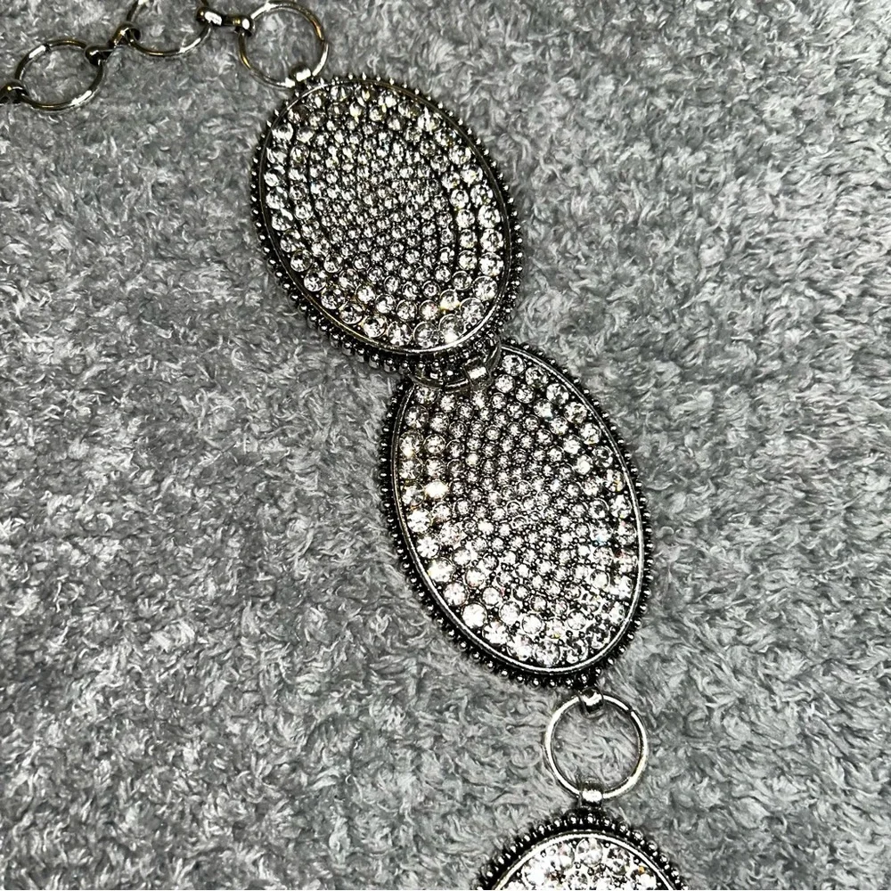 Forever 21 Silver Oval Link Belt
